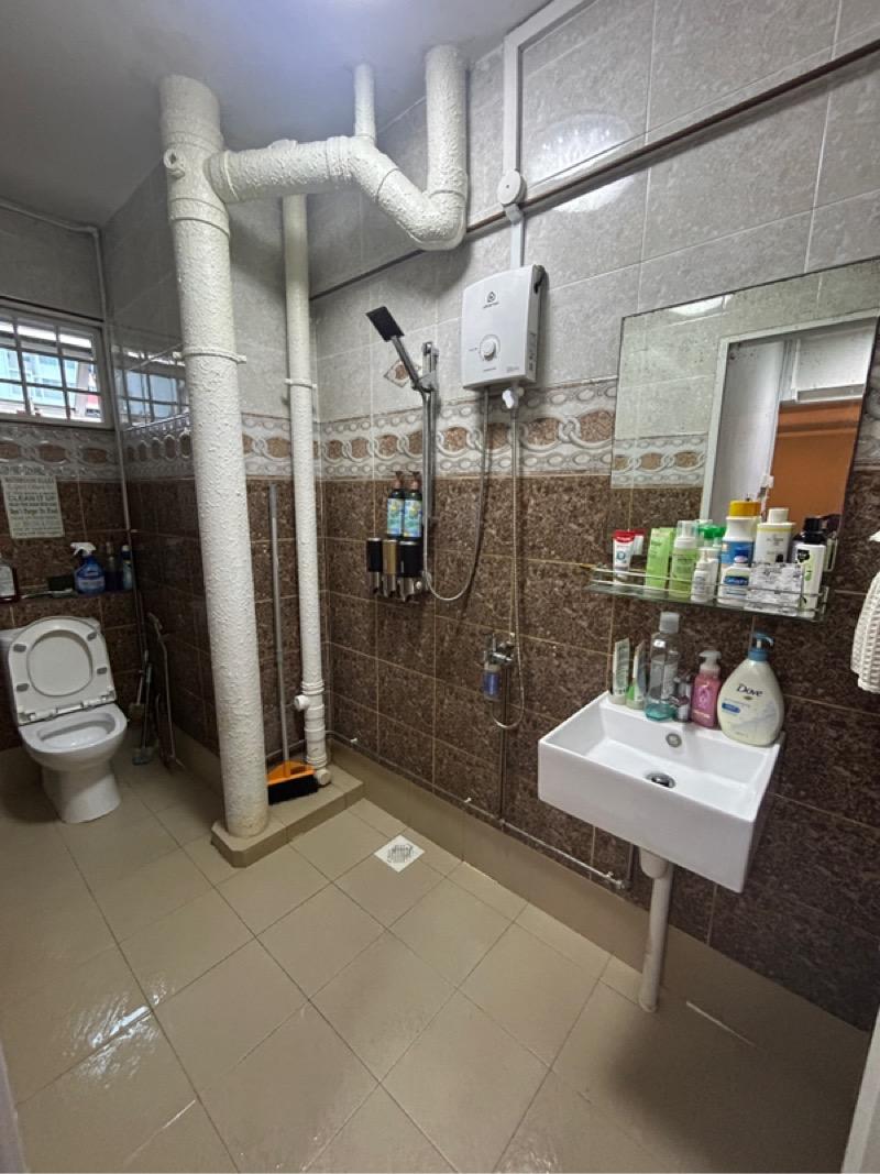 HDB Apartment for Sale, 147 Tampines Avenue 5 HDB Apartment For Sale, $990,000, 4 Bed 3 Bath 139 sqft $7,122.00 psf, SGD 990,000 | 99-year Leasehold
