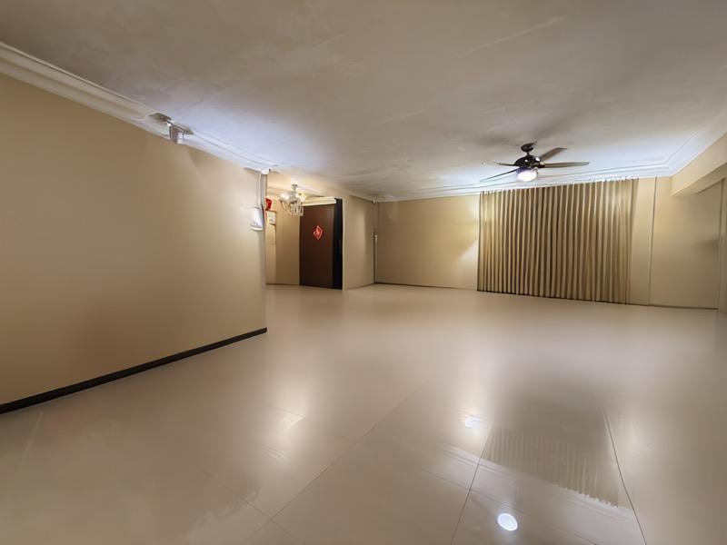 HDB Apartment for Sale, 423 Canberra Road HDB Apartment For Sale, $790,000, 3 Bed 2 Bath 1,399 sqft $565.00 psf, SGD 790,000 | 99-year Leasehold