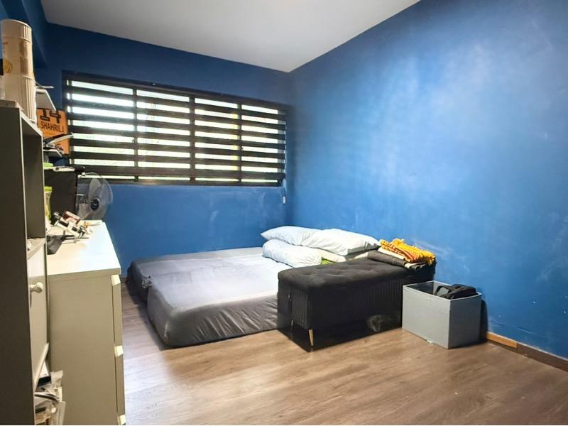 HDB Apartment for Sale, 104 Bedok Reservoir Road HDB Apartment For Sale, $698,000, 3 Bed 2 Bath 1,302 sqft $536.00 psf, SGD 698,000 | 99-year Leasehold