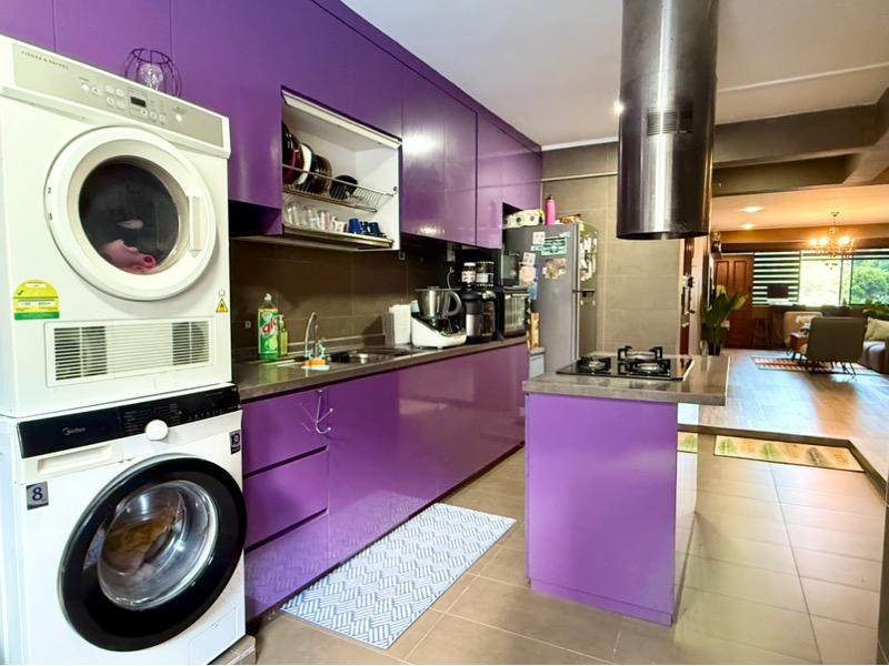 HDB Apartment for Sale, 104 Bedok Reservoir Road HDB Apartment For Sale, $698,000, 3 Bed 2 Bath 1,302 sqft $536.00 psf, SGD 698,000 | 99-year Leasehold