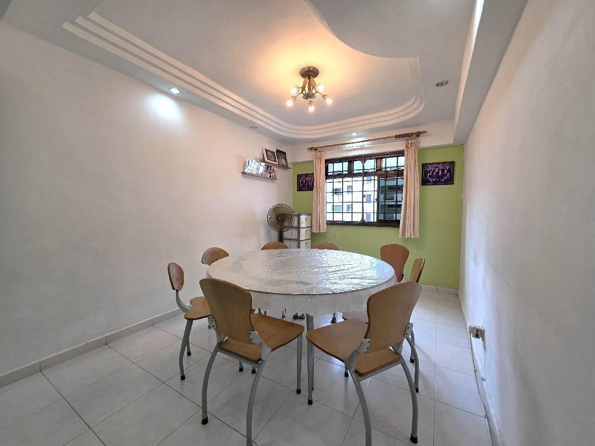HDB Apartment for Sale, 521 Woodlands Drive 14 HDB Apartment For Sale, $750,000, 3 Bed 2 Bath 1,345 sqft $558.00 psf, SGD 750,000