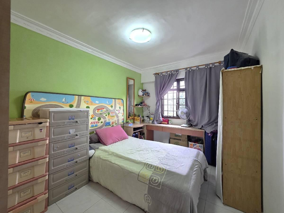 HDB Apartment for Sale, 521 Woodlands Drive 14 HDB Apartment For Sale, $750,000, 3 Bed 2 Bath 1,345 sqft $558.00 psf, SGD 750,000