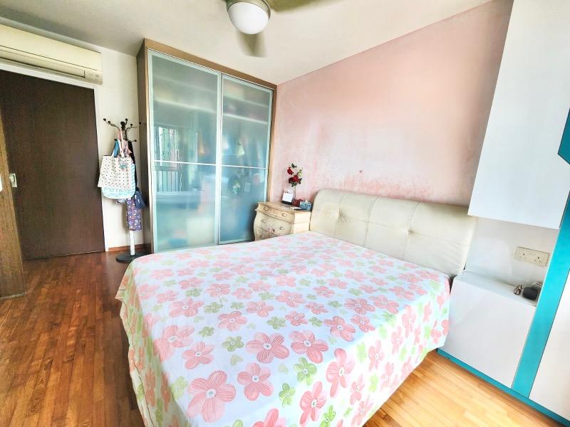 HDB Apartment for Sale, Pinnacle @ Duxton HDB Apartment For Sale, $1,420,000, 3 Bed 2 Bath 1,001 sqft $1,419.00 psf, SGD 1,420,000 | 99-year Leasehold