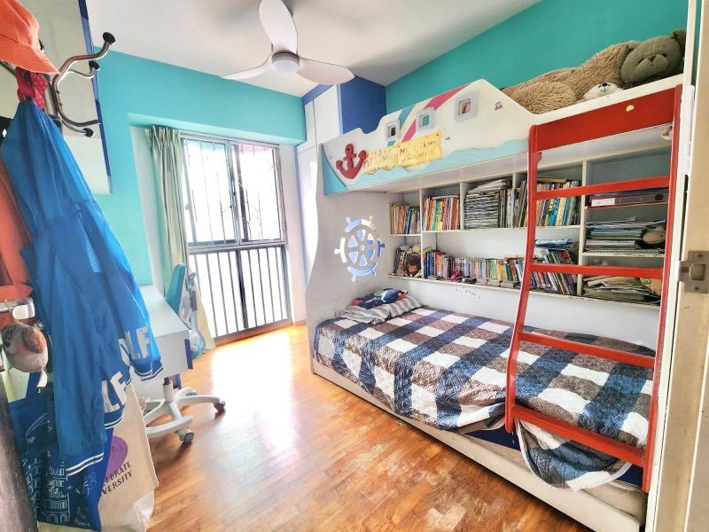 HDB Apartment for Sale, Pinnacle @ Duxton HDB Apartment For Sale, $1,420,000, 3 Bed 2 Bath 1,001 sqft $1,419.00 psf, SGD 1,420,000 | 99-year Leasehold