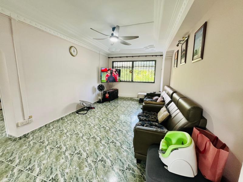 HDB Apartment for Sale, 763 Choa Chu Kang North 5 HDB Apartment For Sale, $550,000, 3 Bed 2 Bath 1,130 sqft $487.00 psf, SGD 550,000 | 99-year Leasehold