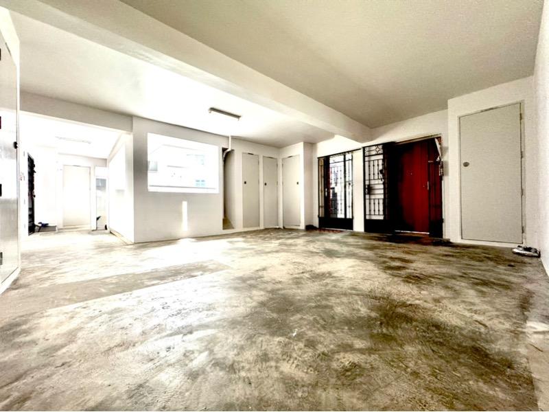 HDB Apartment for Sale. 