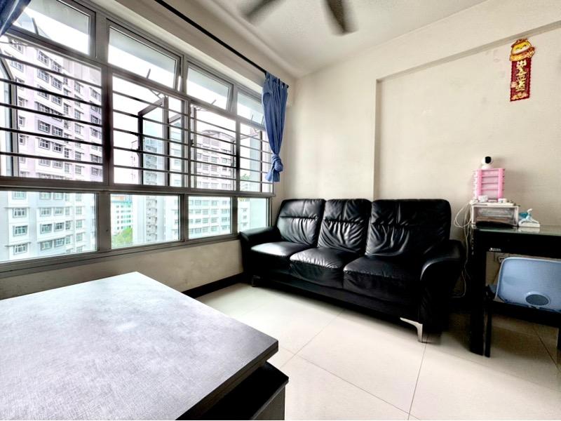 HDB Apartment for Sale. 