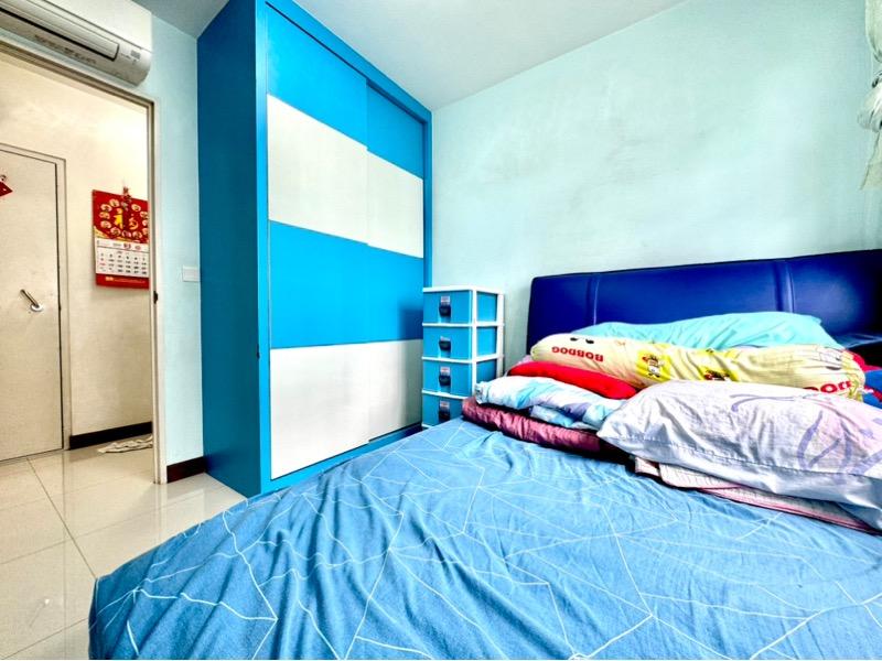 HDB Apartment for Sale. 