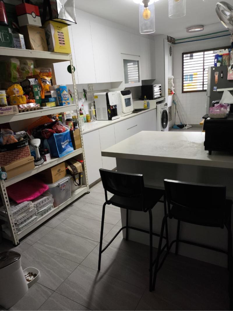 HDB Apartment for Sale. 