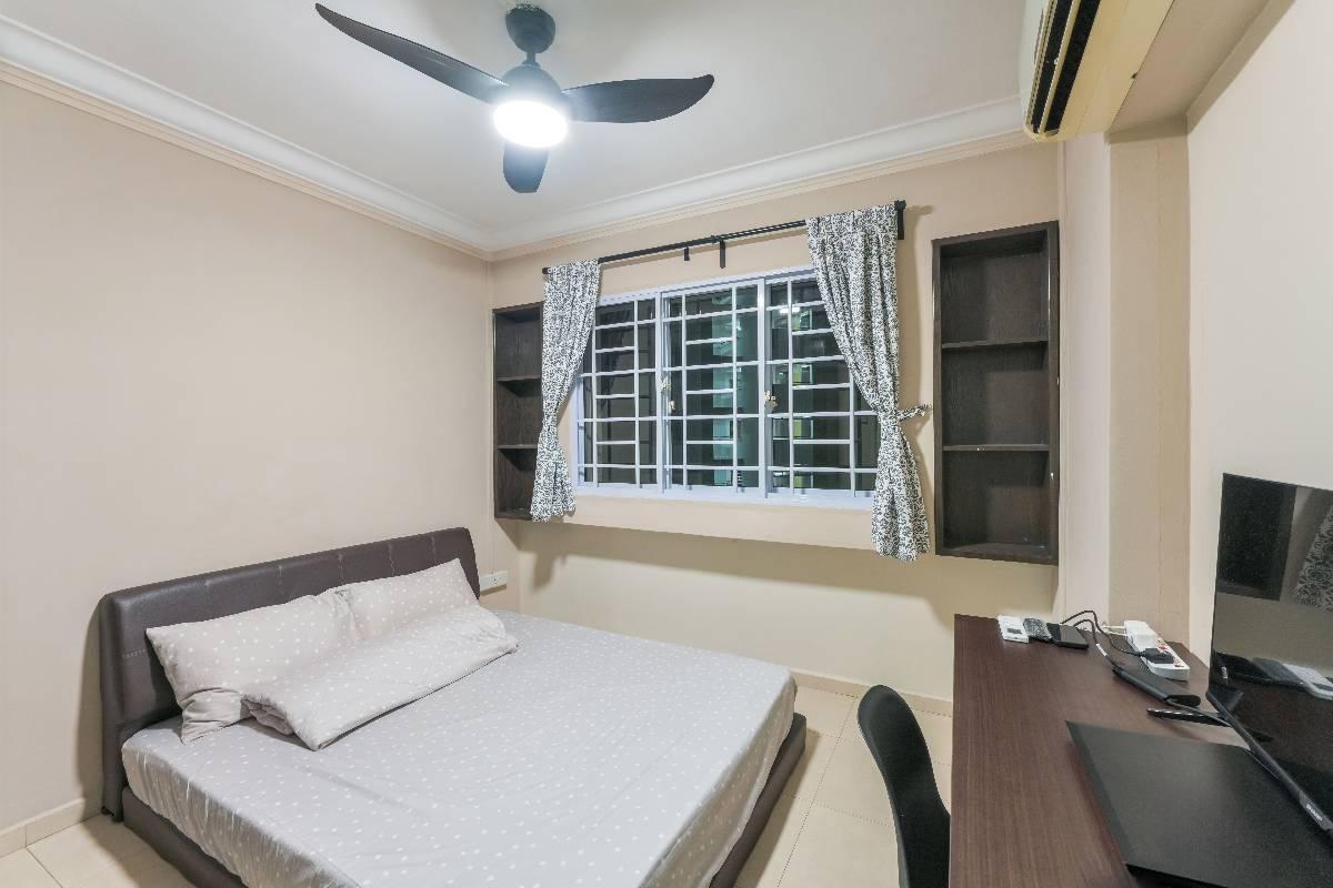HDB Apartment for Sale. 