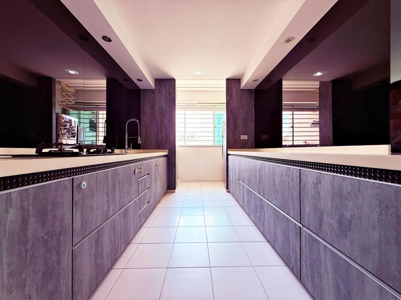 HDB Apartment for Sale: Punggol, D19, 823619