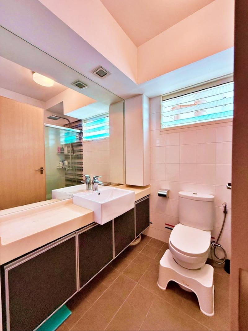 HDB Apartment for Sale: Punggol, D19, 823619