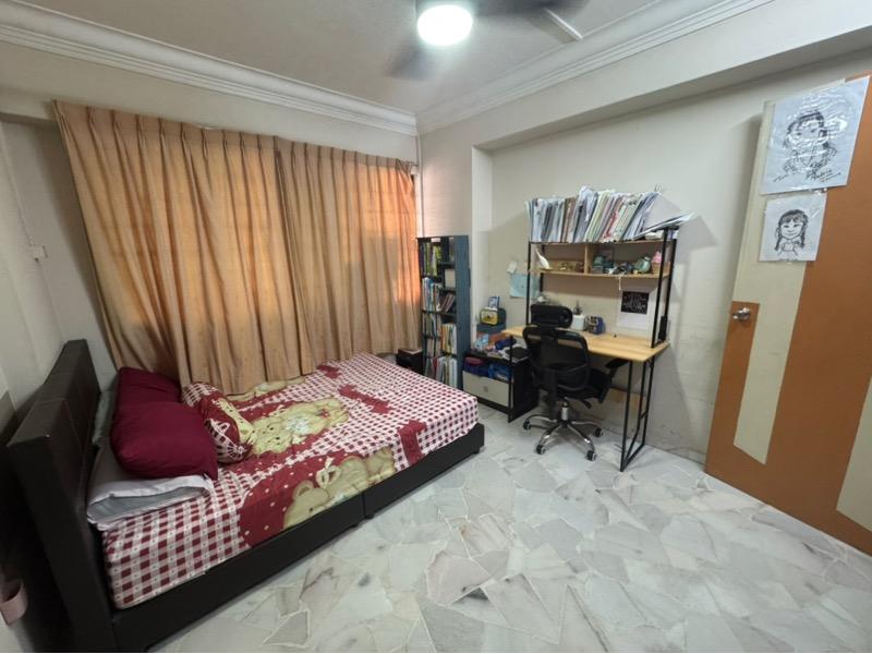 HDB Apartment for Sale. 