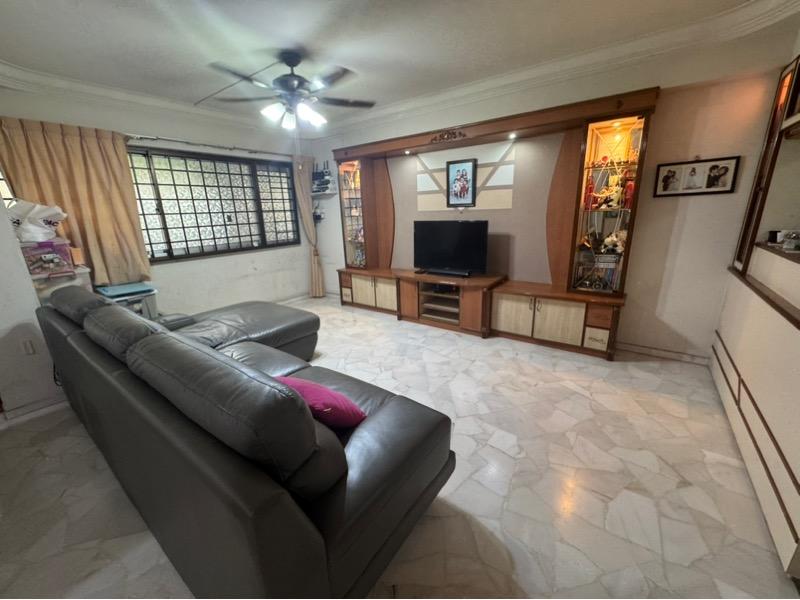 HDB Apartment for Sale. 