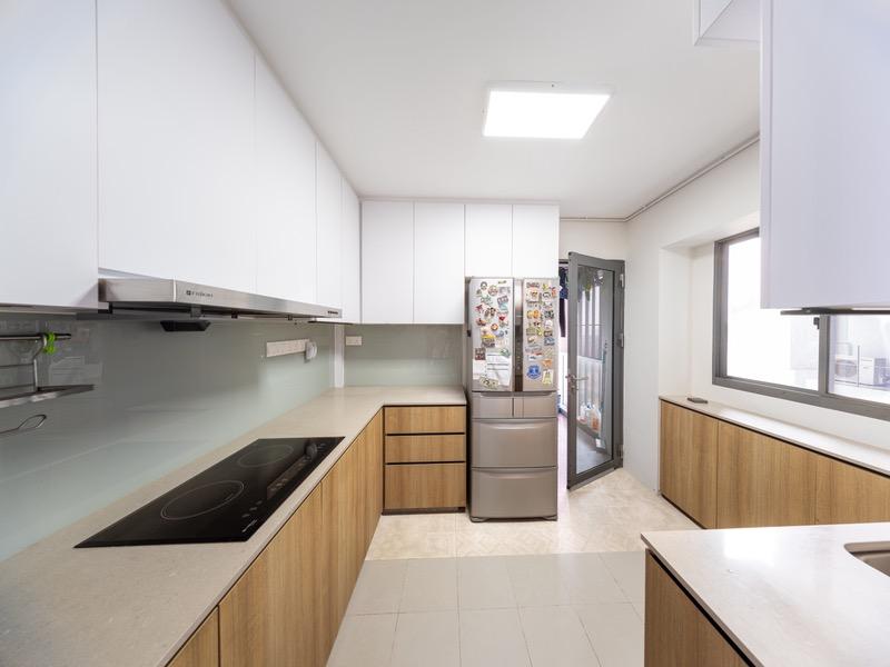 HDB Apartment for Sale, Pinnacle @ Duxton HDB Apartment For Sale, $1,600,000, 3 Bed 2 Bath 1,130 sqft $1,416.00 psf, SGD 1,600,000 | 99-year Leasehold