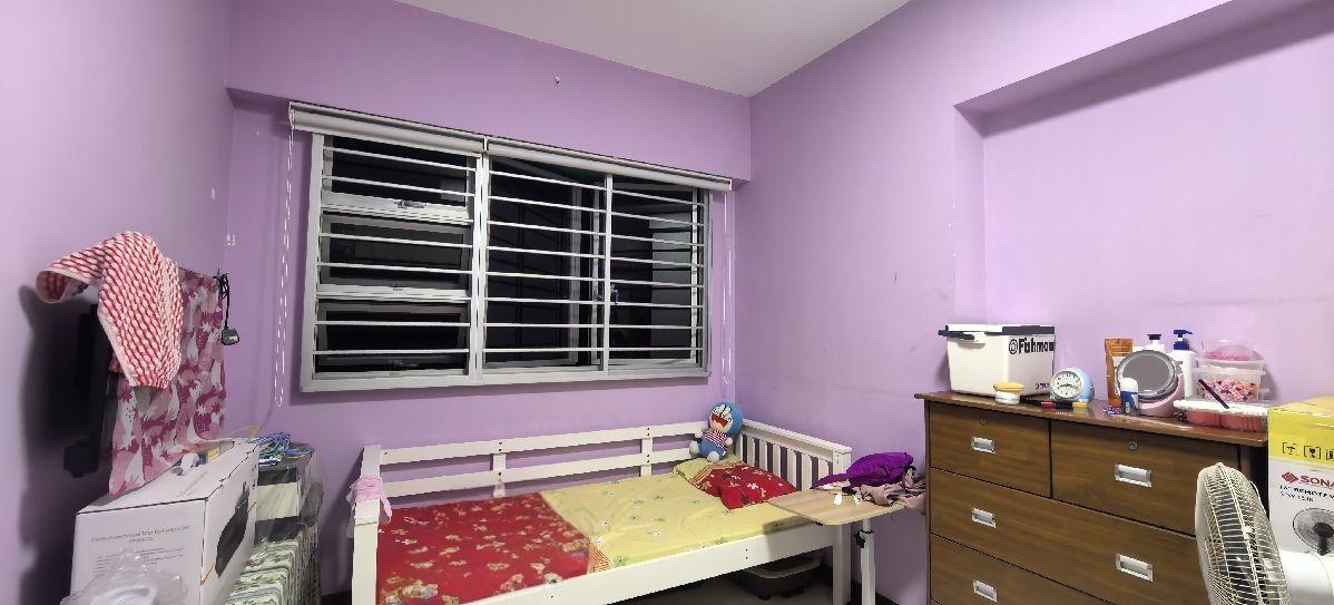 HDB Apartment for Sale. 