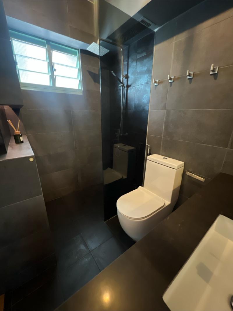 HDB Apartment for Sale. 