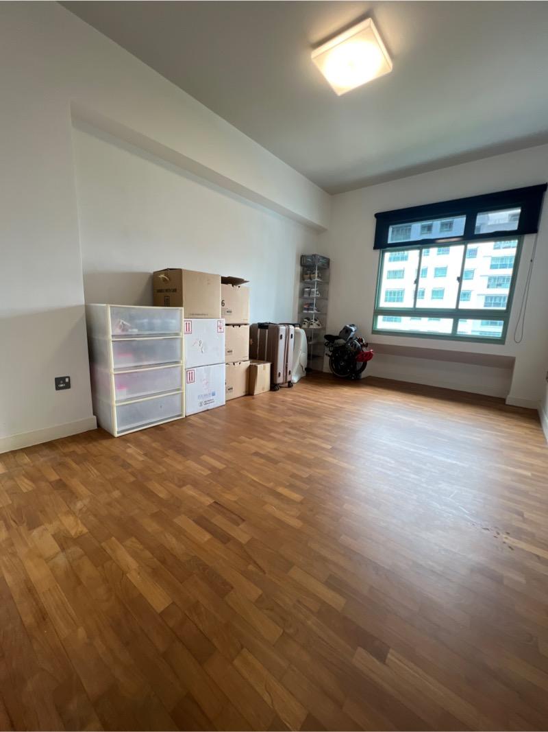HDB Apartment for Sale. 