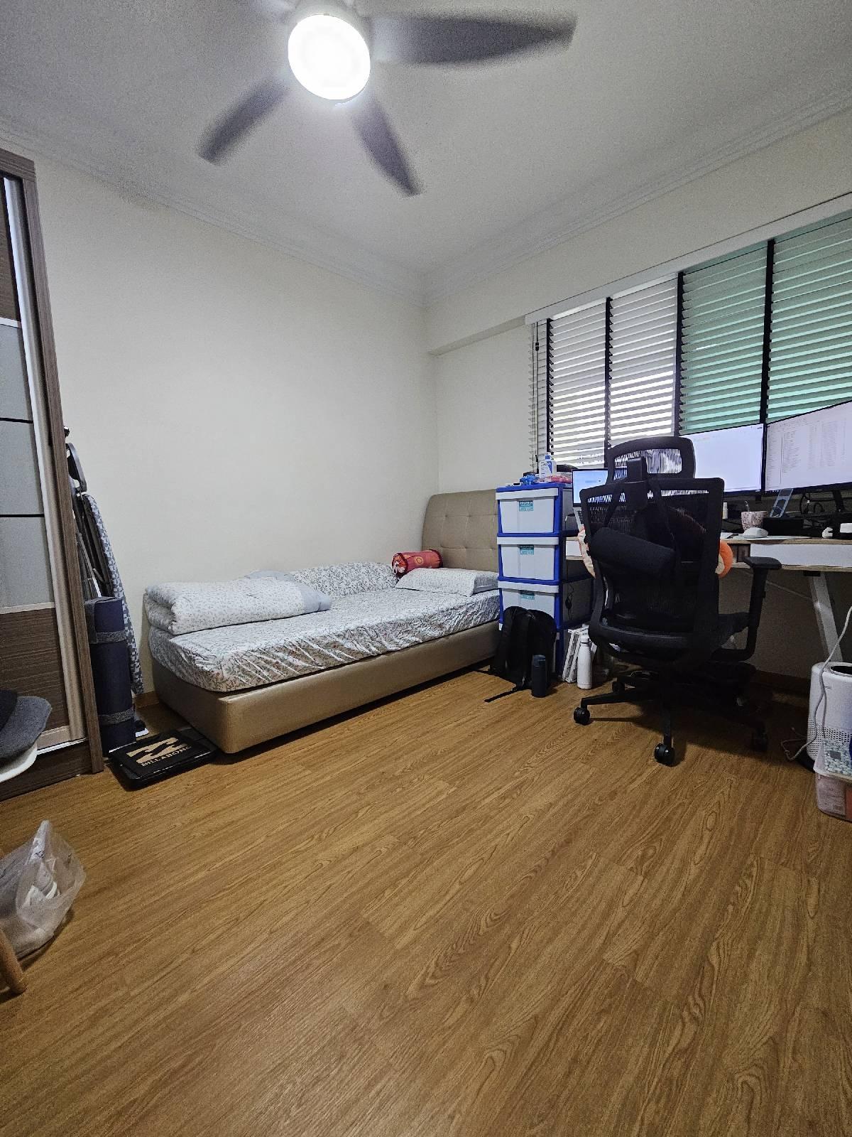 HDB Apartment for Sale, 118C Jalan Membina HDB Apartment For Sale, $948,000, 3 Bed 2 Bath 915 sqft $1,036.00 psf, SGD 948,000 | 99-year Leasehold