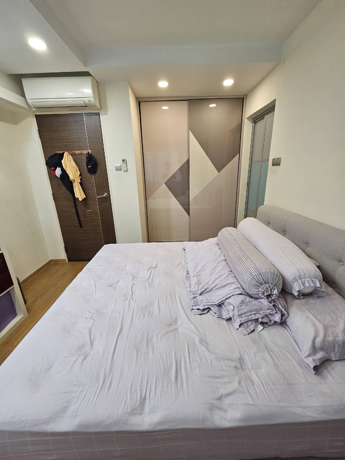 HDB Apartment for Sale, 118C Jalan Membina HDB Apartment For Sale, $948,000, 3 Bed 2 Bath 915 sqft $1,036.00 psf, SGD 948,000 | 99-year Leasehold