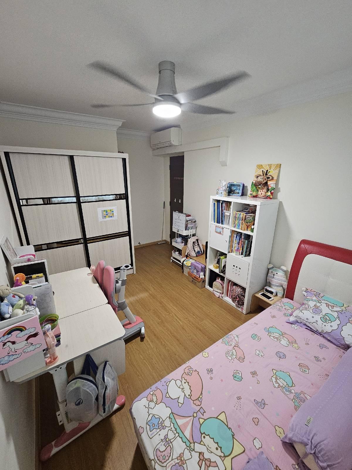 HDB Apartment for Sale, 118C Jalan Membina HDB Apartment For Sale, $948,000, 3 Bed 2 Bath 915 sqft $1,036.00 psf, SGD 948,000 | 99-year Leasehold