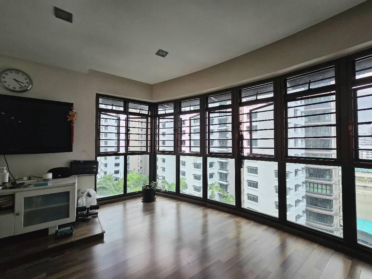 HDB Apartment for Sale, 652 Senja Link HDB Apartment For Sale, $868,888, 4 Bed 2 Bath 1,399 sqft $621.00 psf, SGD 868,888