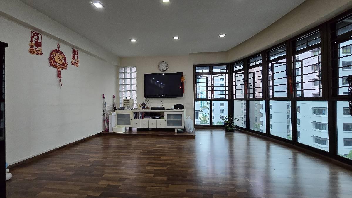 HDB Apartment for Sale, 652 Senja Link HDB Apartment For Sale, $868,888, 4 Bed 2 Bath 1,399 sqft $621.00 psf, SGD 868,888