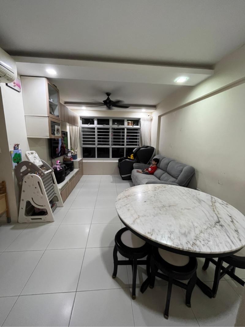HDB Apartment for Sale: Punggol, D19, 823211