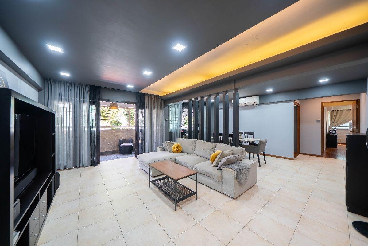 Prop-GPT: HDB Apartment: D27 Yishun 324 Yishun Central