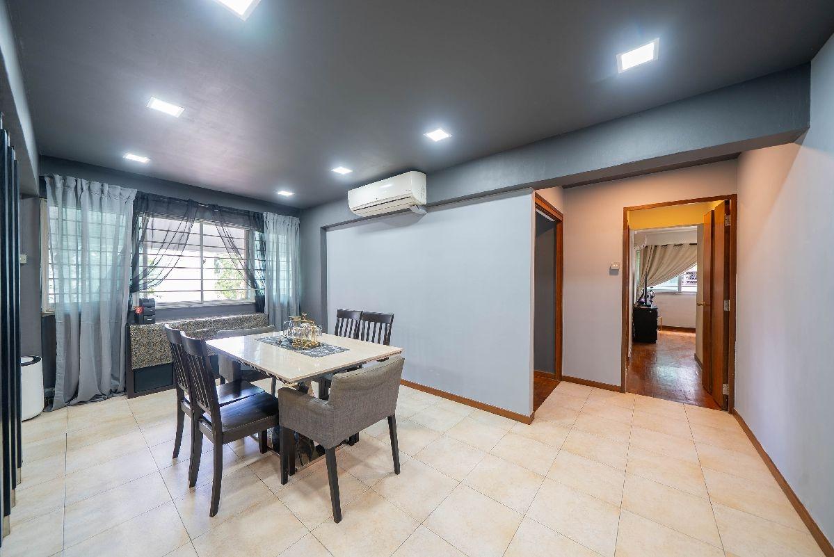 HDB Apartment for Sale. 