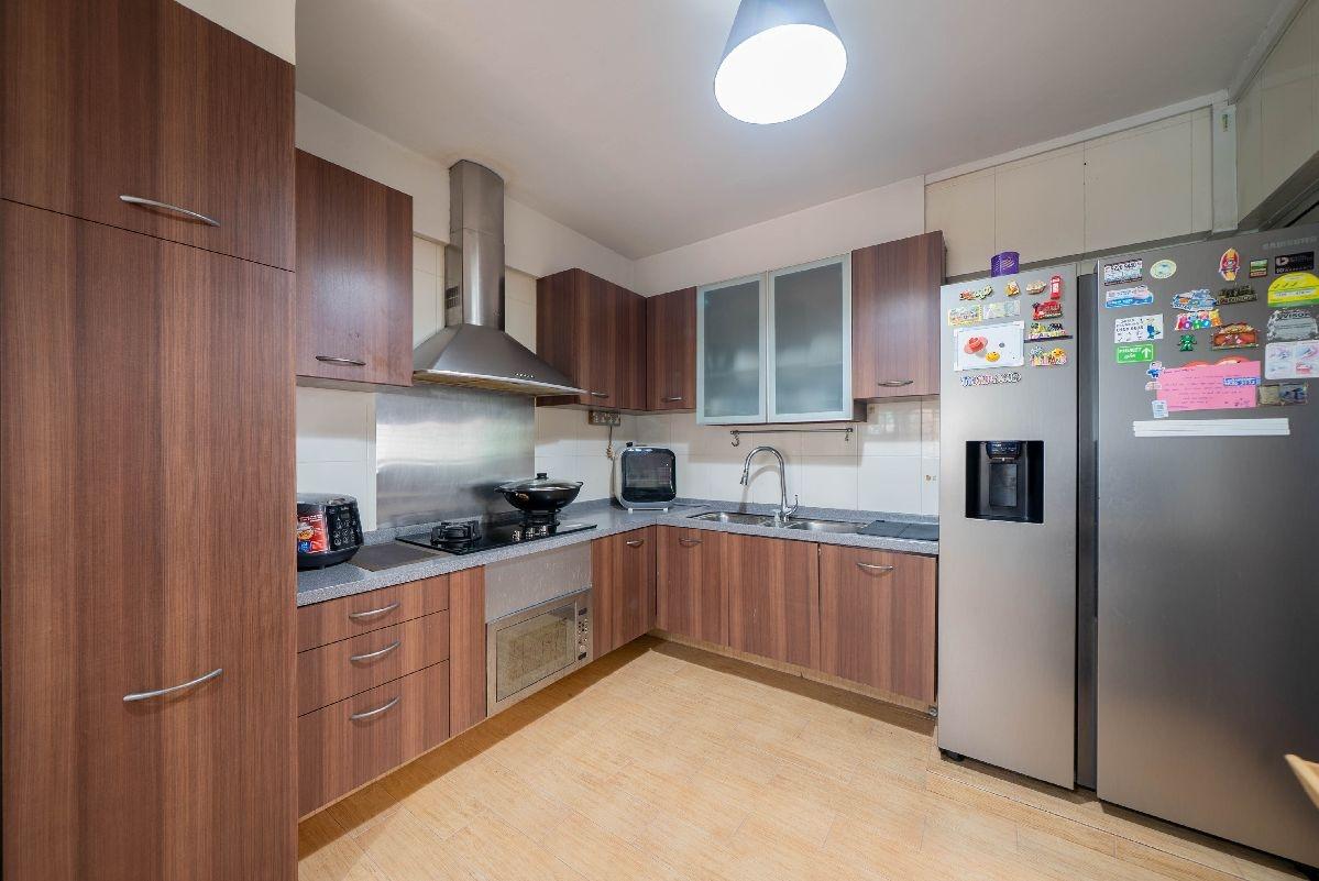 HDB Apartment for Sale. 
