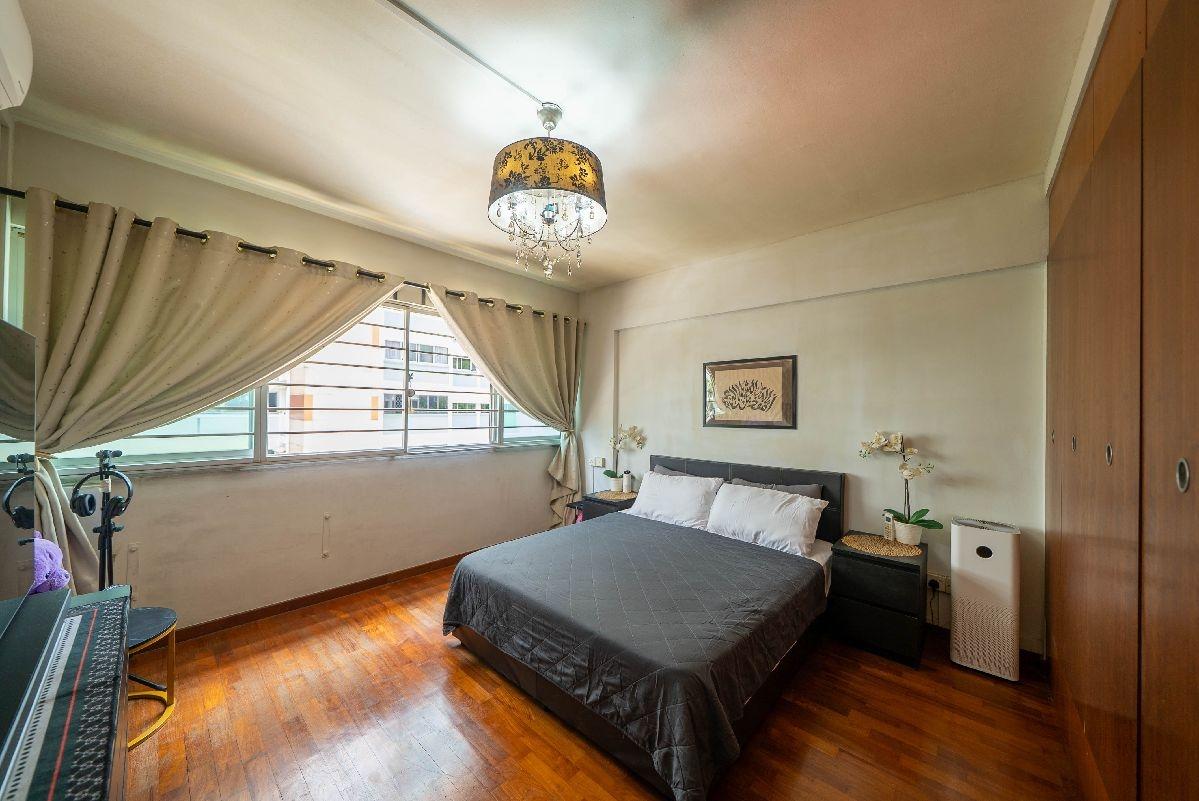 HDB Apartment for Sale. 