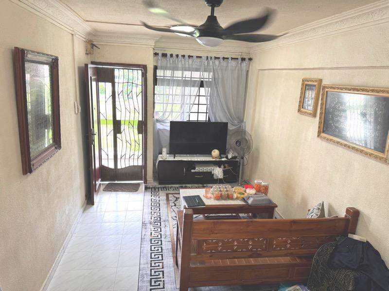 HDB Apartment for Sale, 827 Tampines Street 81 HDB Apartment For Sale, $495,000, 2 Bed 2 Bath 721 sqft $687.00 psf, SGD 495,000 | 99-year Leasehold