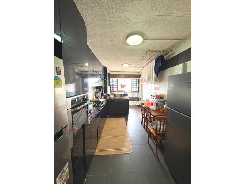 HDB Apartment for Sale, 827 Tampines Street 81 HDB Apartment For Sale, $495,000, 2 Bed 2 Bath 721 sqft $687.00 psf, SGD 495,000 | 99-year Leasehold
