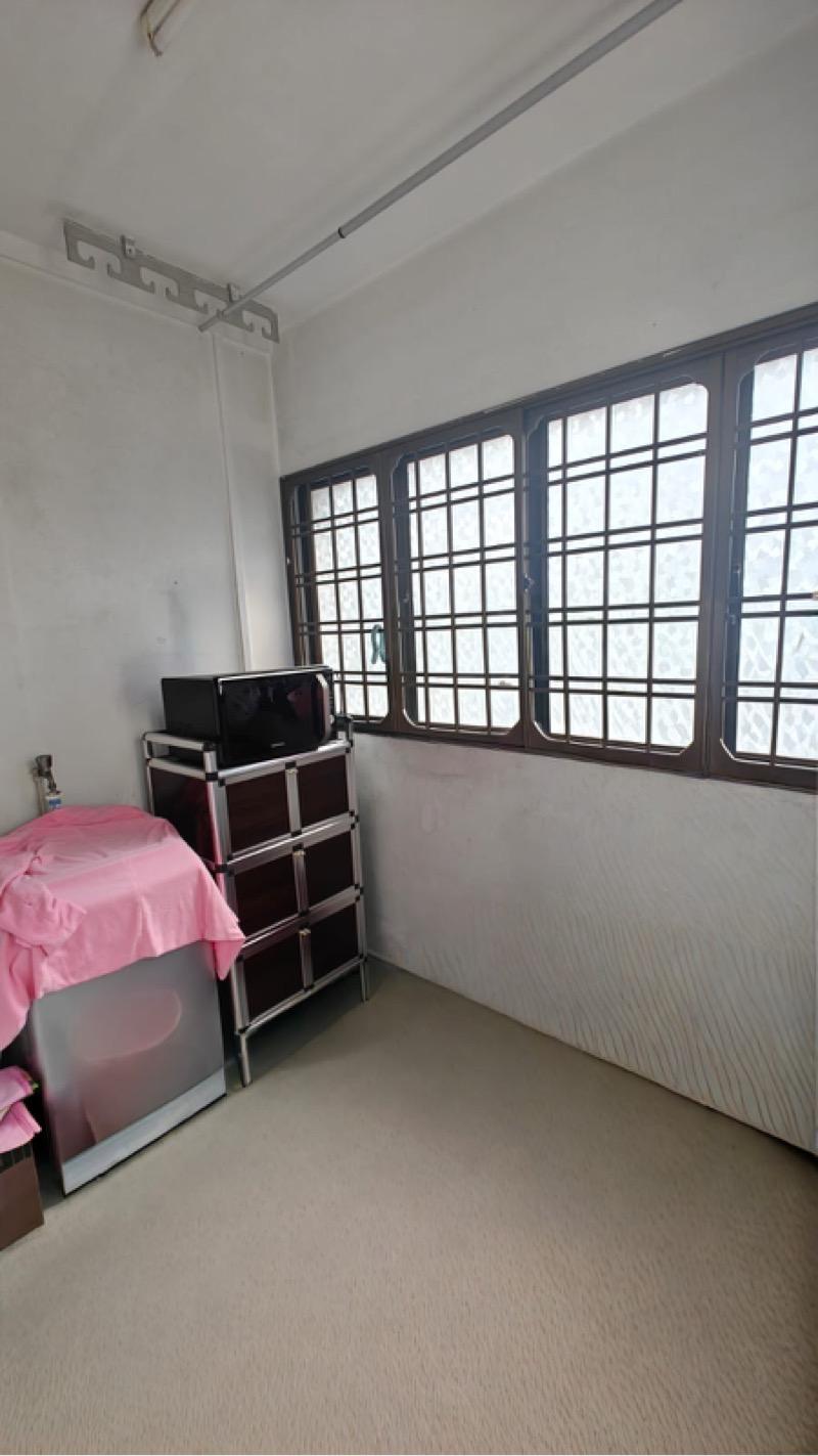 HDB Apartment for Sale, 124A Rivervale Drive HDB Apartment For Sale, $638,000, 3 Bed 2 Bath 1,087 sqft $587.00 psf, SGD 638,000 | 99-year Leasehold