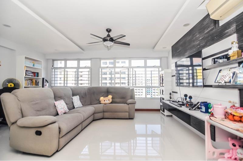 Prop-GPT: HDB Apartment: D23 Choa Chu Kang 812B Choa Chu Kang Avenue 7