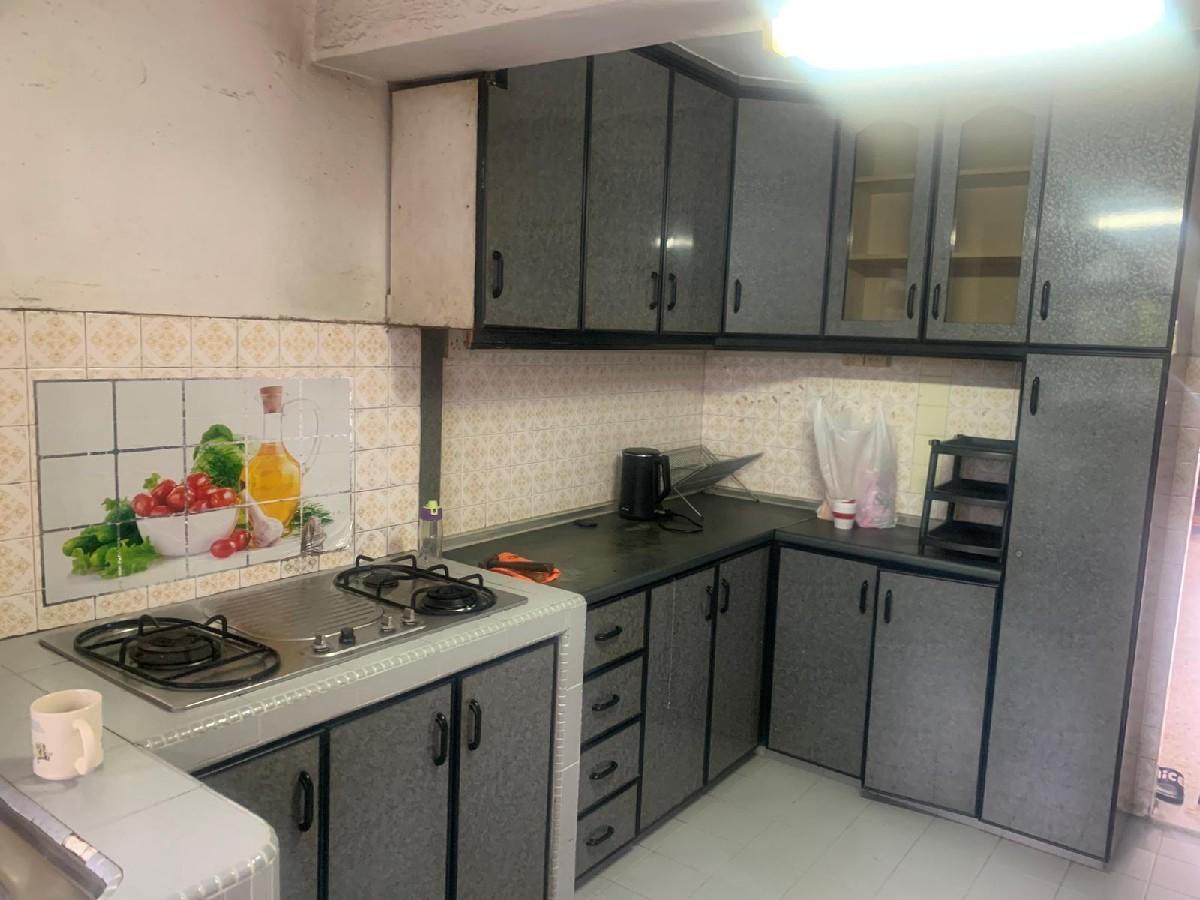 HDB Apartment for Sale, 231 Lorong 8 Toa Payoh HDB Apartment For Sale, $388,000, 2 Bed 2 Bath 700 sqft $554.00 psf, SGD 388,000 | 99-year Leasehold