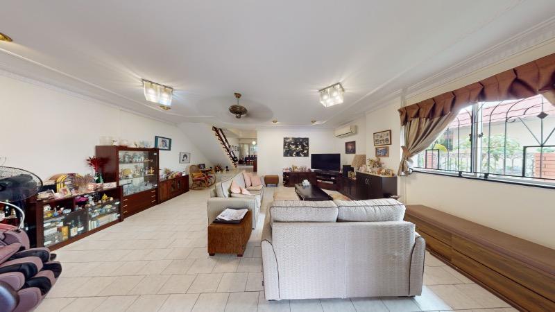 Prop-GPT: Semi-Detached: D10  PRINCESS OF WALES PARK