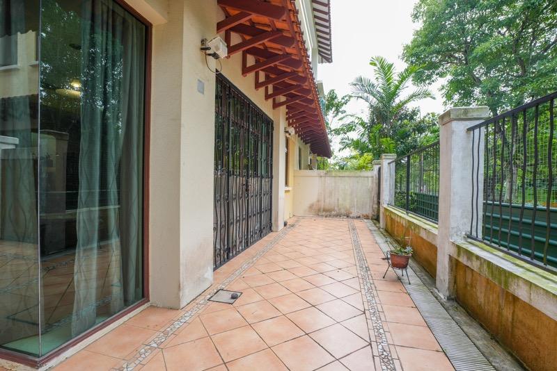 The Riverina Semi-Detached House For Sale, $3,400,000, 6 Bed 6 Bath 4,300 sqft $1,241.00 psf