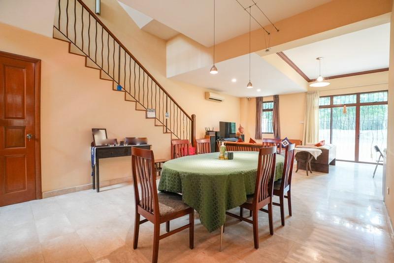 The Riverina Semi-Detached House For Sale, $3,400,000, 6 Bed 6 Bath 4,300 sqft $1,241.00 psf