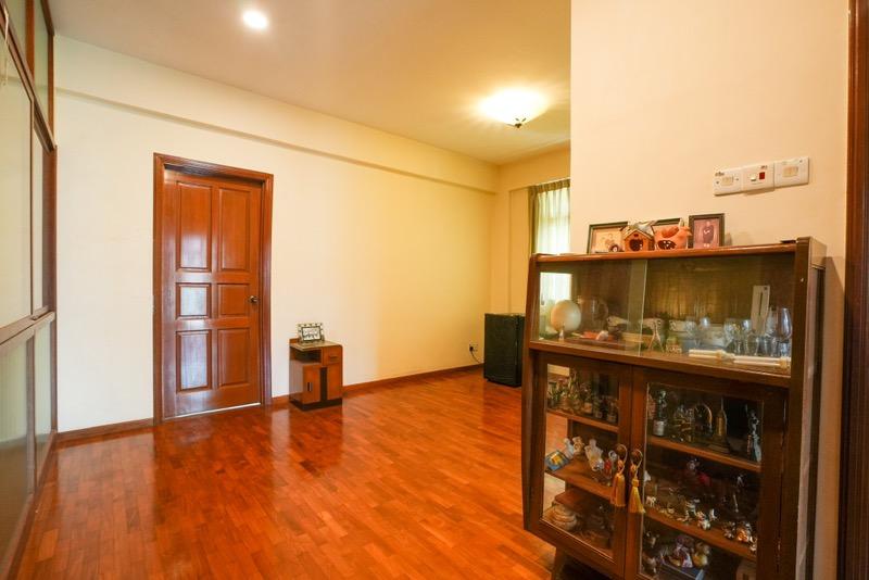 The Riverina Semi-Detached House For Sale, $3,400,000, 6 Bed 6 Bath 4,300 sqft $1,241.00 psf