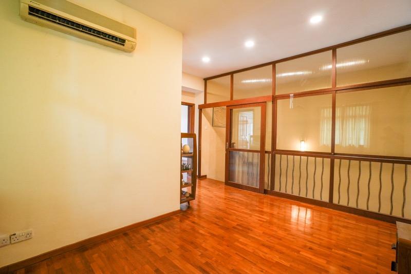 The Riverina Semi-Detached House For Sale, $3,400,000, 6 Bed 6 Bath 4,300 sqft $1,241.00 psf