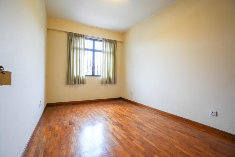 The Riverina Semi-Detached House For Sale, $3,400,000, 6 Bed 6 Bath 4,300 sqft $1,241.00 psf