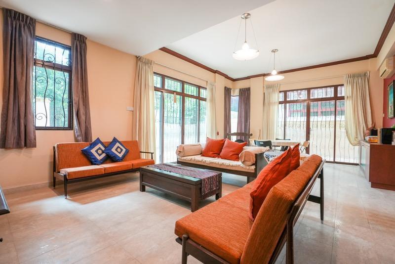 The Riverina Semi-Detached House For Sale, $3,400,000, 6 Bed 6 Bath 4,300 sqft $1,241.00 psf