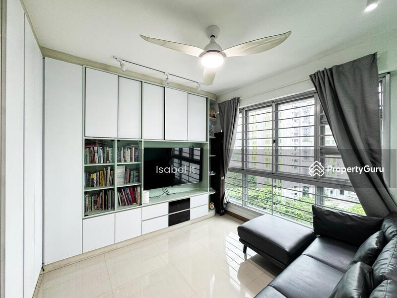 Prop-GPT: HDB Flat: D13  106A Bidadari Park Drive