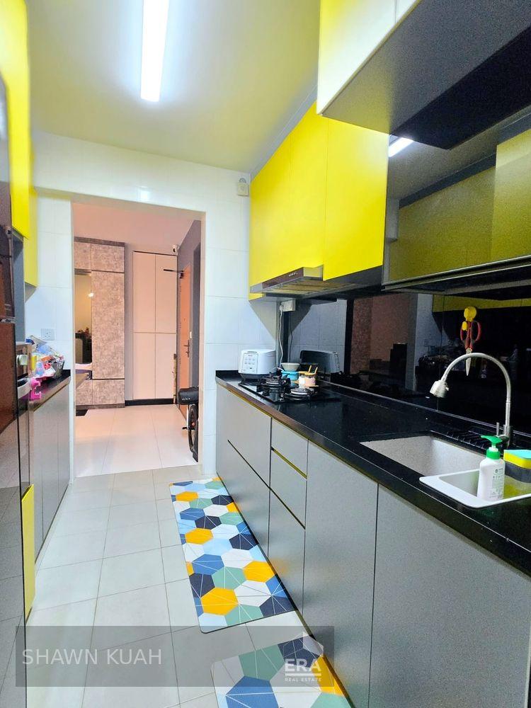 HDB - 3 room for Sale, Senja Road 636C Senja Road, SGD 668,000 | Leasehold
