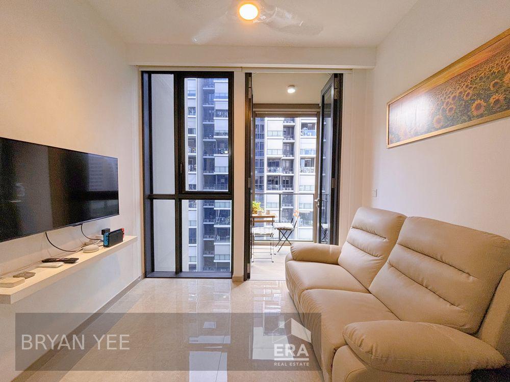 Condominium for Sale, Tampines Street 86 The Tapestry, SGD 800,000 | Leasehold 99