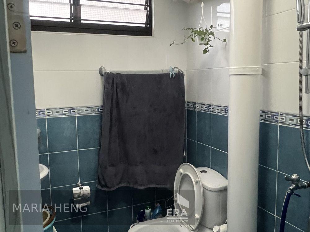 HDB - 2 room for Sale, Ang Mo Kio Avenue 3 103 Ang Mo Kio Avenue 3, SGD 460,000 | Leasehold