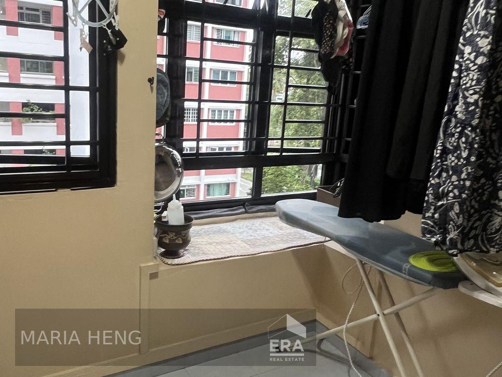 HDB - 2 room for Sale, Ang Mo Kio Avenue 3 103 Ang Mo Kio Avenue 3, SGD 460,000 | Leasehold