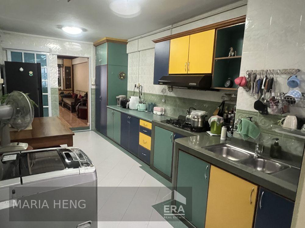 HDB - 2 room for Sale, Ang Mo Kio Avenue 3 103 Ang Mo Kio Avenue 3, SGD 460,000 | Leasehold